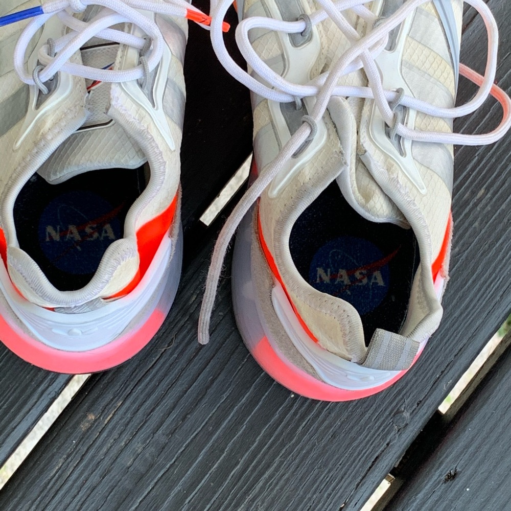 Men’s sz 8.5 Adidas Good Condition - Picture 3 of 5